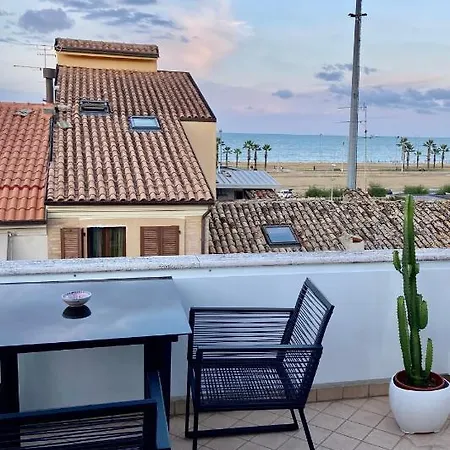 Loft Vista Mare 公寓 Porto SantʼElpidio